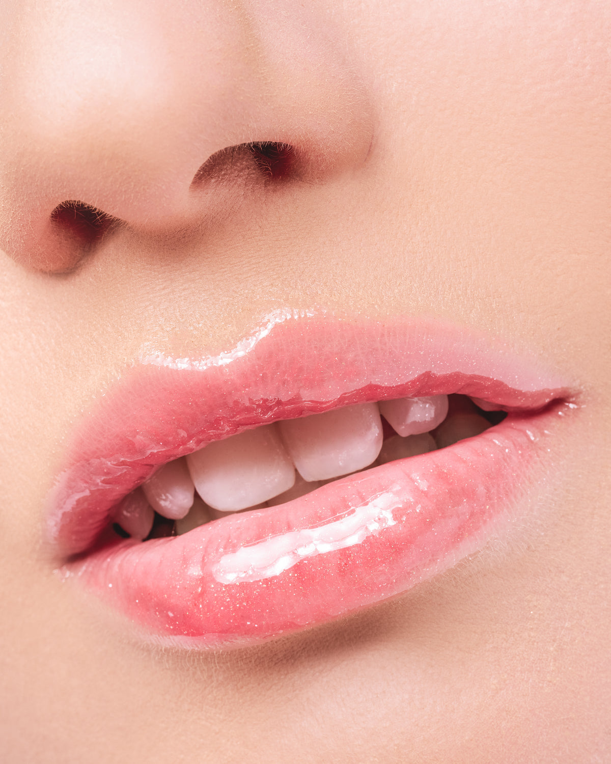 LipAddict #202 Coralista bright coral-pink shade